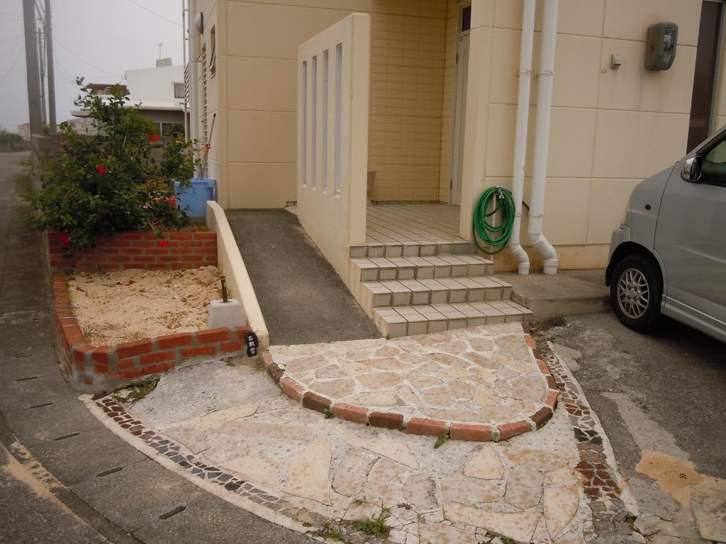 Guest House Route 6 Yomitan Exterior foto